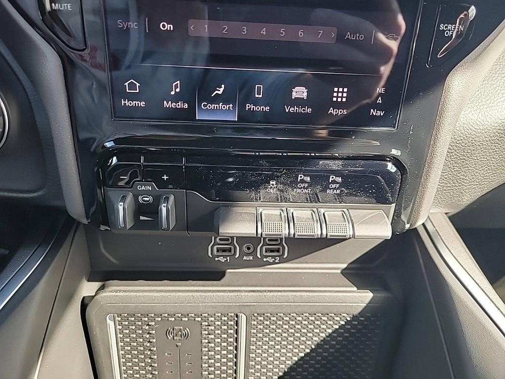 2027 RAM 1500 Big Horn/Lone Star 4D Crew Cab