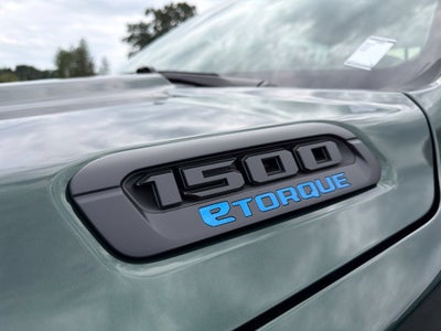 2027 RAM 1500 Big Horn/Lone Star 4D Crew Cab