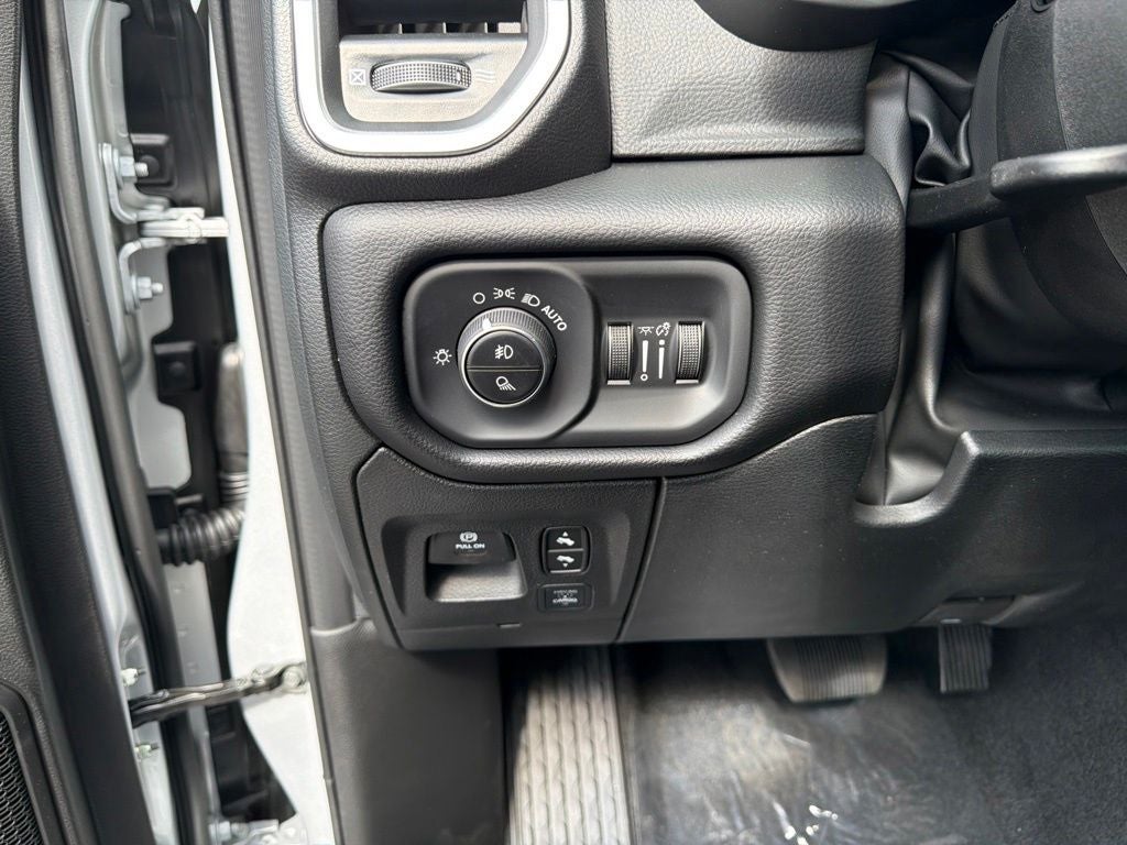 2026 RAM 1500 Big Horn/Lone Star 4D Crew Cab