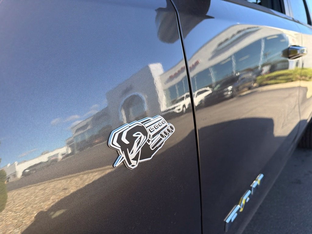 2027 RAM 1500 Big Horn/Lone Star 4D Crew Cab