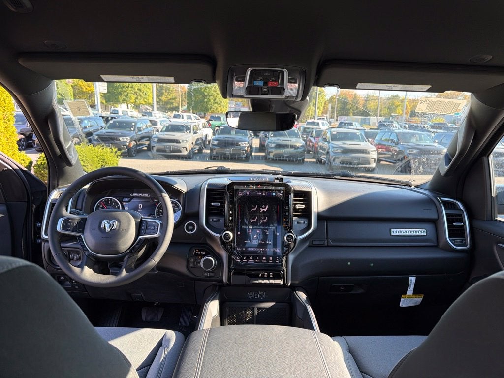 2027 RAM 1500 Big Horn/Lone Star 4D Crew Cab