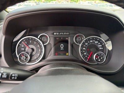 2027 RAM 1500 Big Horn/Lone Star 4D Crew Cab