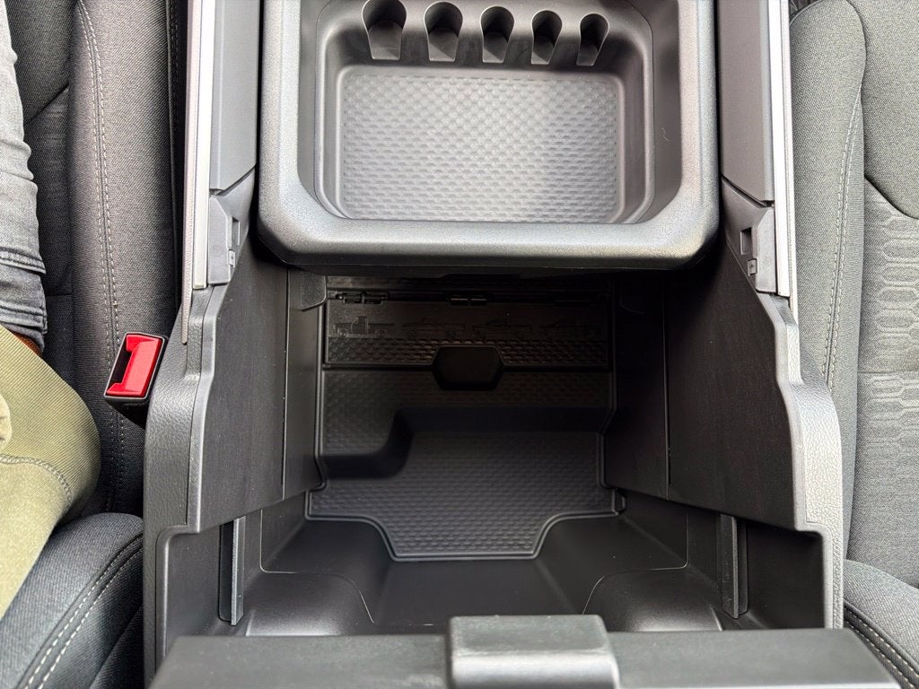 2027 RAM 1500 Big Horn/Lone Star 4D Crew Cab