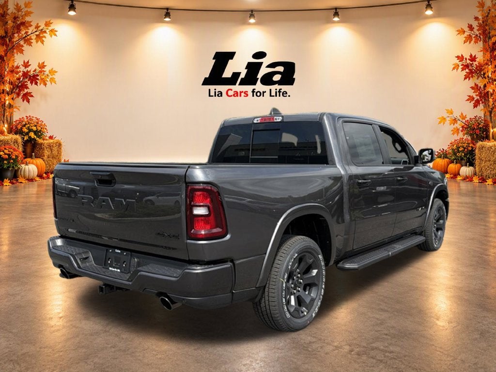 2027 RAM 1500 Big Horn/Lone Star 4D Crew Cab