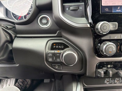 2027 RAM 1500 Big Horn/Lone Star 4D Crew Cab