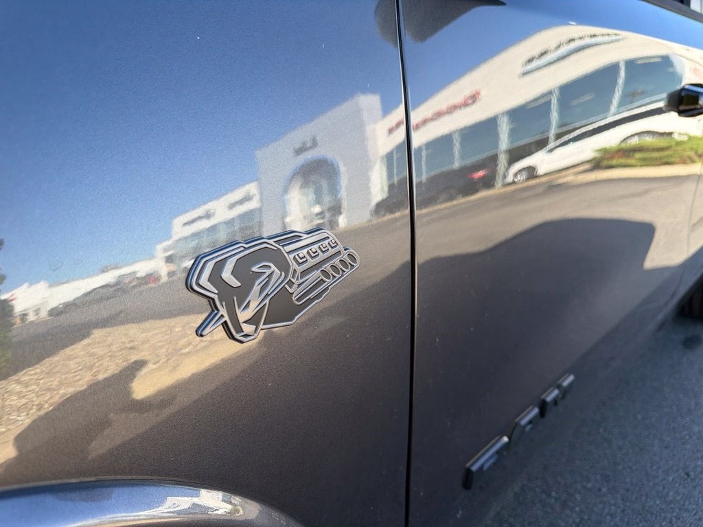 2027 RAM 1500 Big Horn/Lone Star 4D Crew Cab