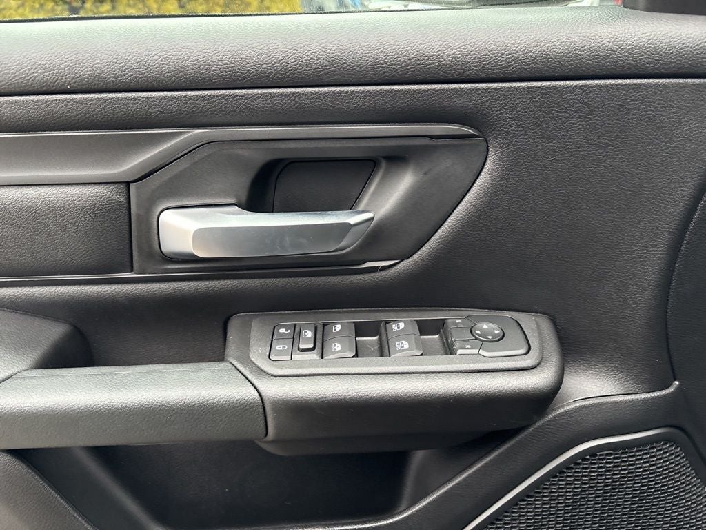 2026 RAM 1500 Express 4D Crew Cab