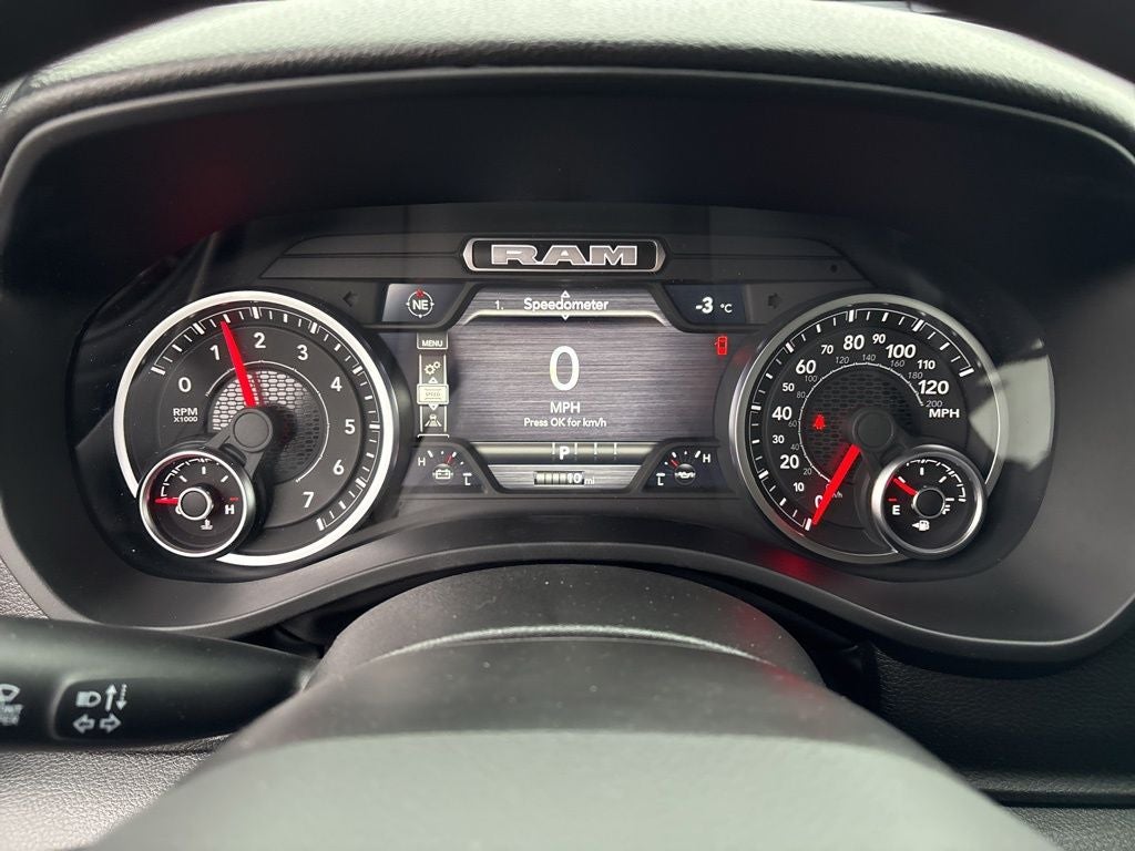 2026 RAM 1500 Express 4D Crew Cab