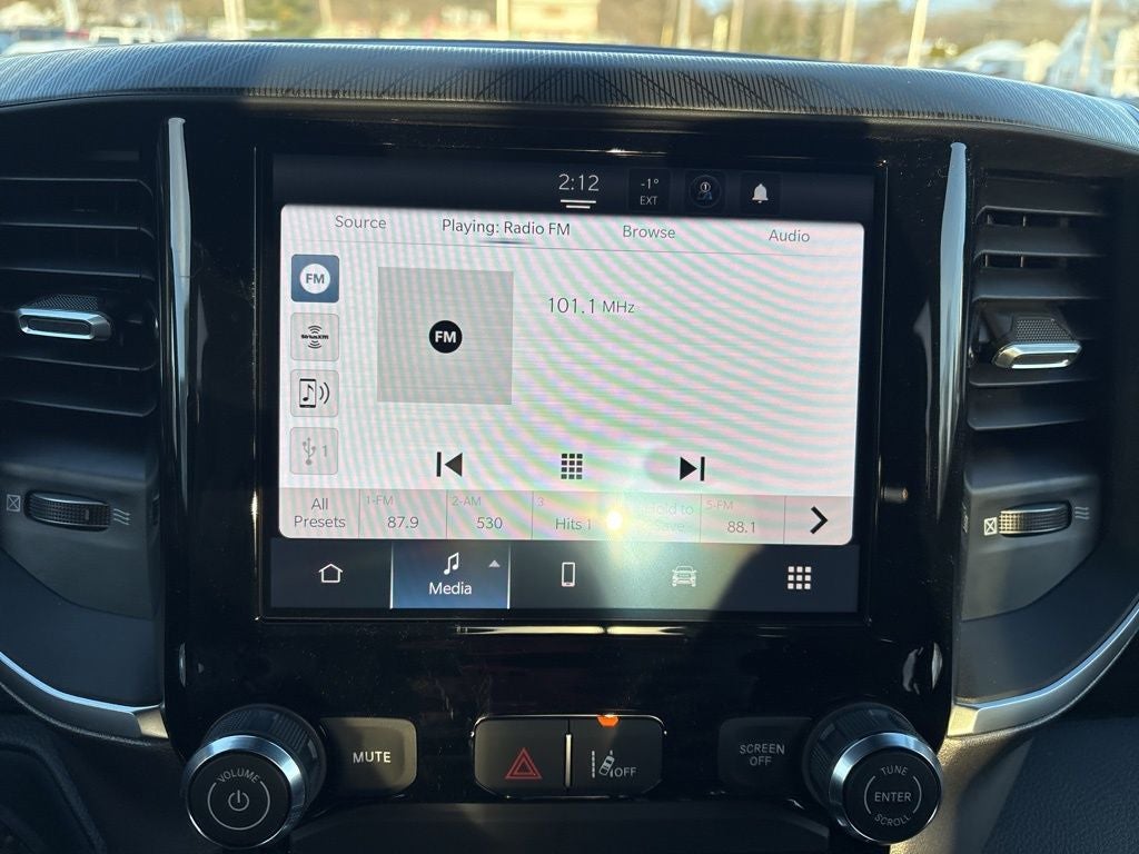 2026 RAM 1500 Express 4D Crew Cab