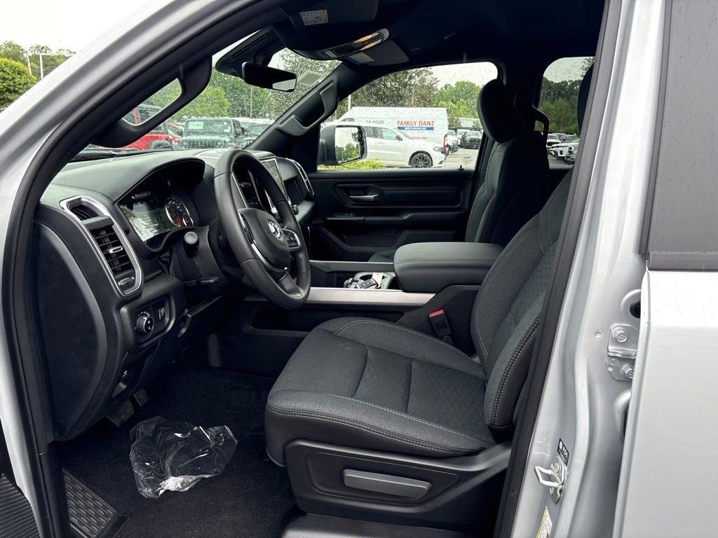 2026 RAM 1500 Express 4D Crew Cab