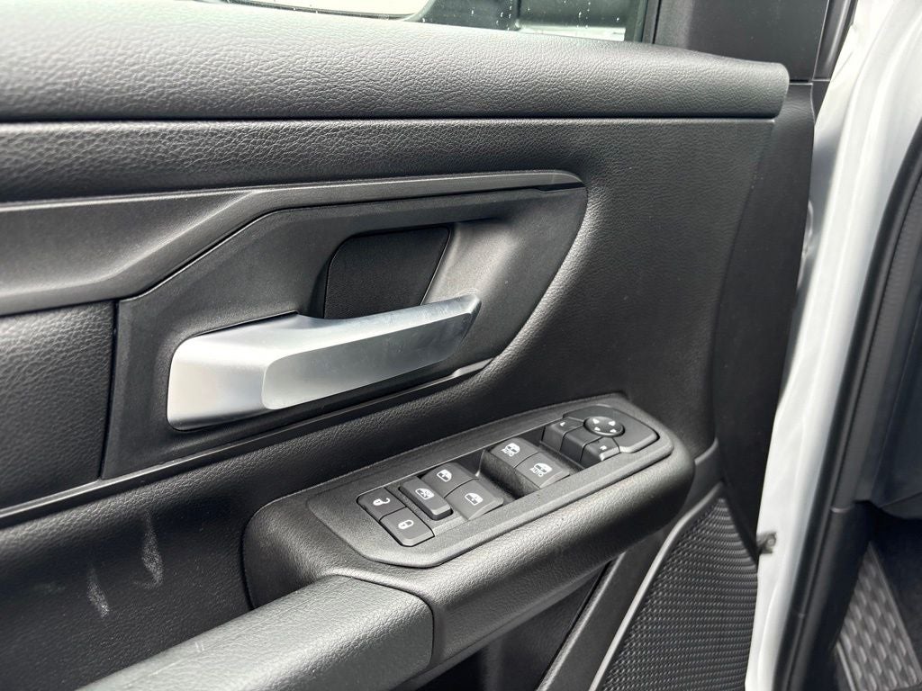 2026 RAM 1500 Express 4D Crew Cab