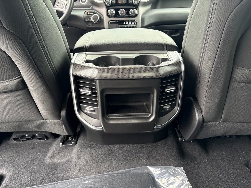 2026 RAM 1500 Express 4D Crew Cab