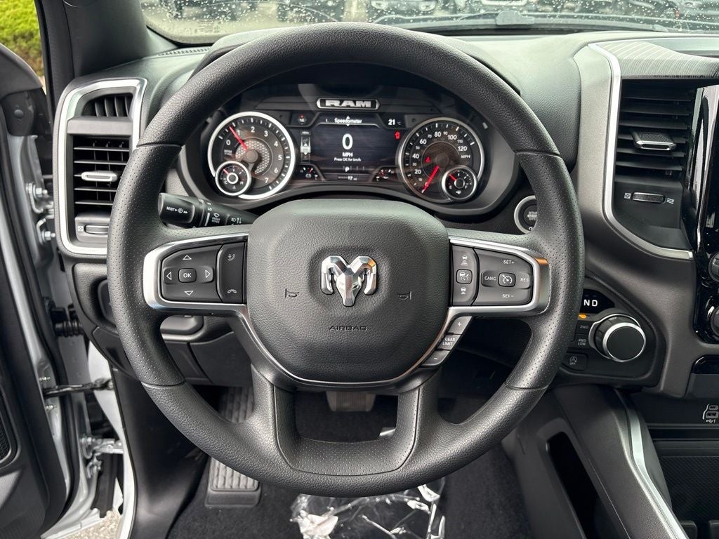 2026 RAM 1500 Express 4D Crew Cab