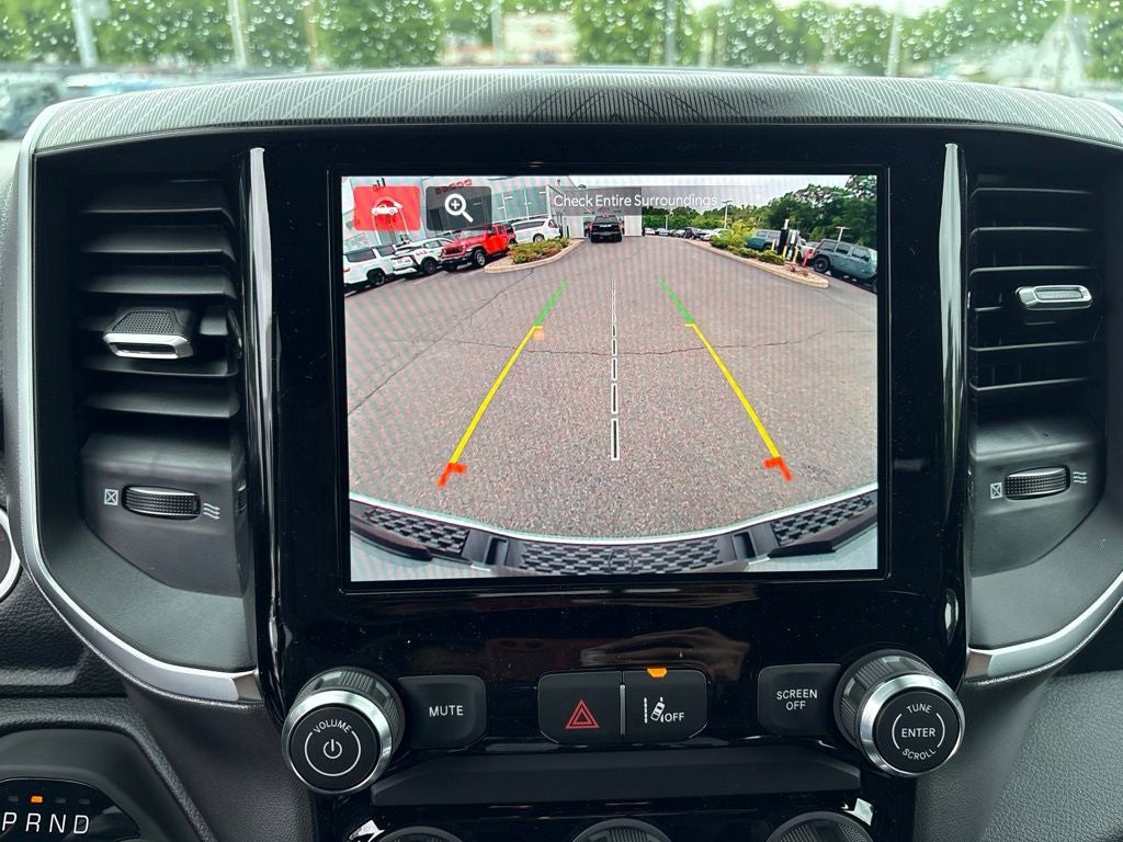 2026 RAM 1500 Express 4D Crew Cab