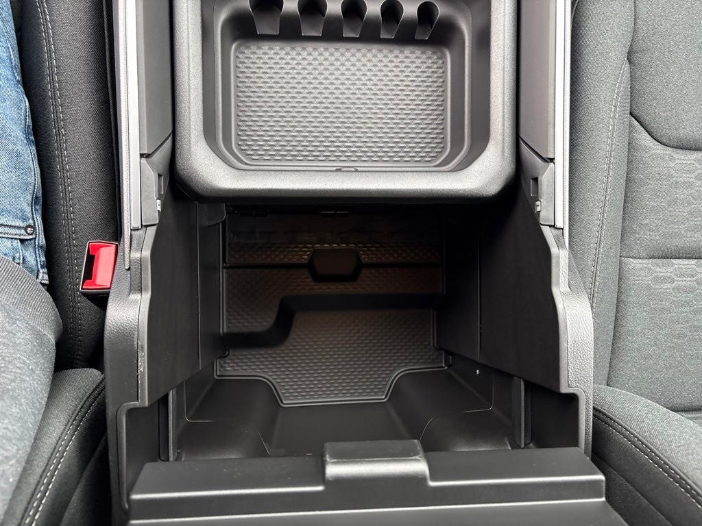 2026 RAM 1500 Express 4D Crew Cab