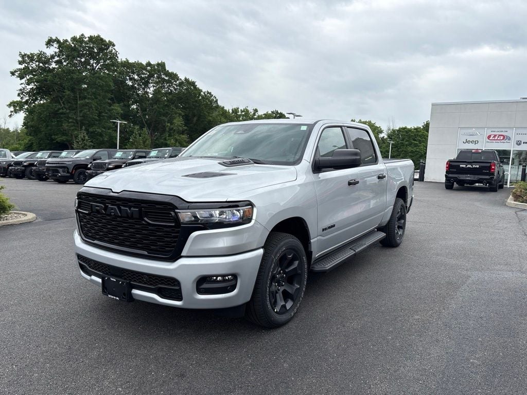 2026 RAM 1500 Express 4D Crew Cab