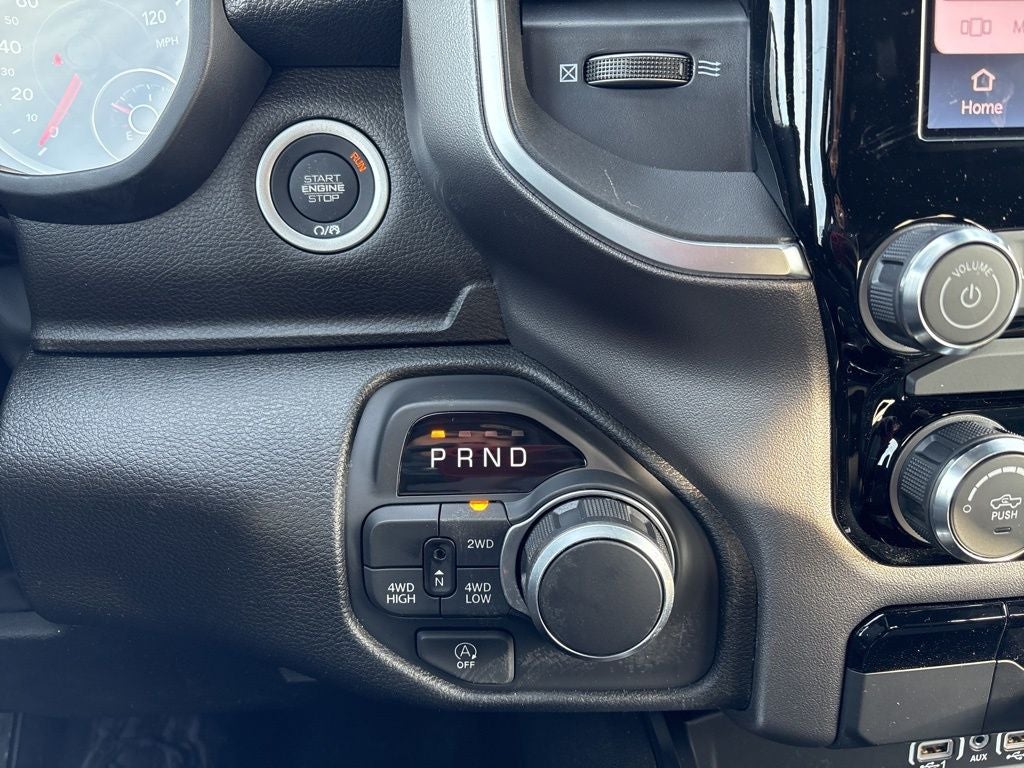 2026 RAM 1500 Express 4D Crew Cab