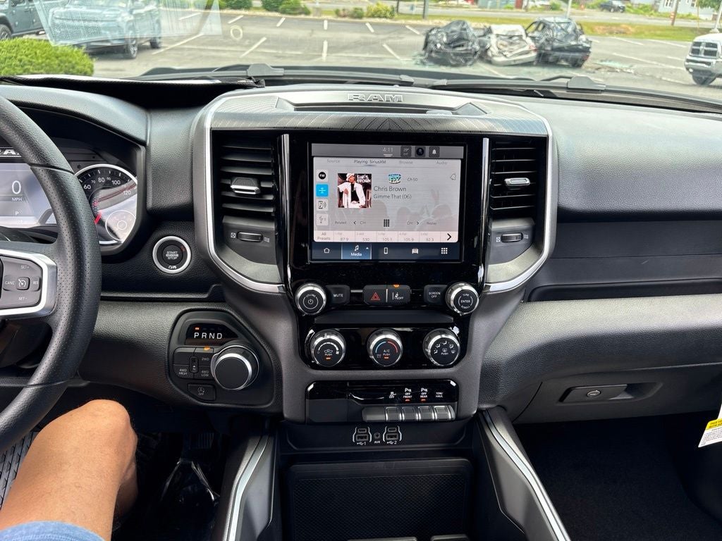 2026 RAM 1500 Express 4D Crew Cab