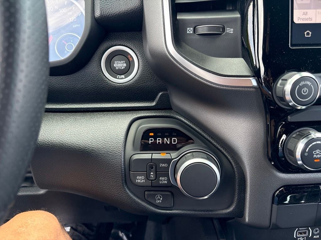 2026 RAM 1500 Express 4D Crew Cab
