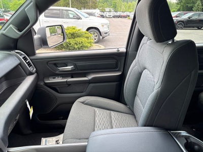 2026 RAM 1500 Express 4D Crew Cab