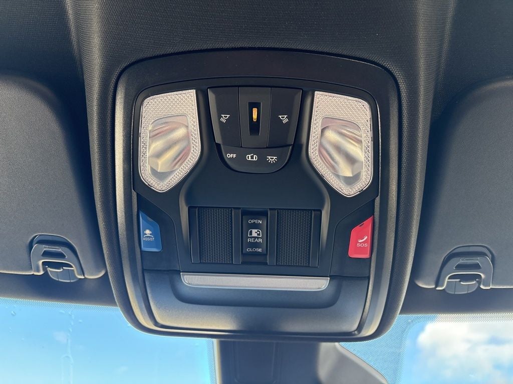 2026 RAM 1500 Express 4D Crew Cab