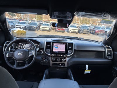 2026 RAM 1500 Express 4D Crew Cab