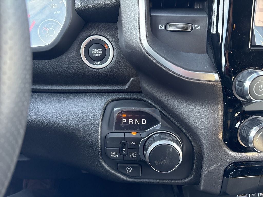 2026 RAM 1500 Express 4D Crew Cab