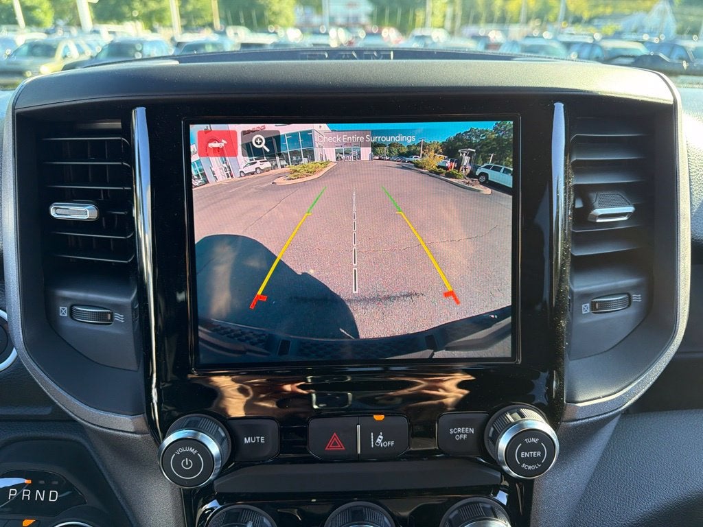 2027 RAM 1500 Express 4D Crew Cab