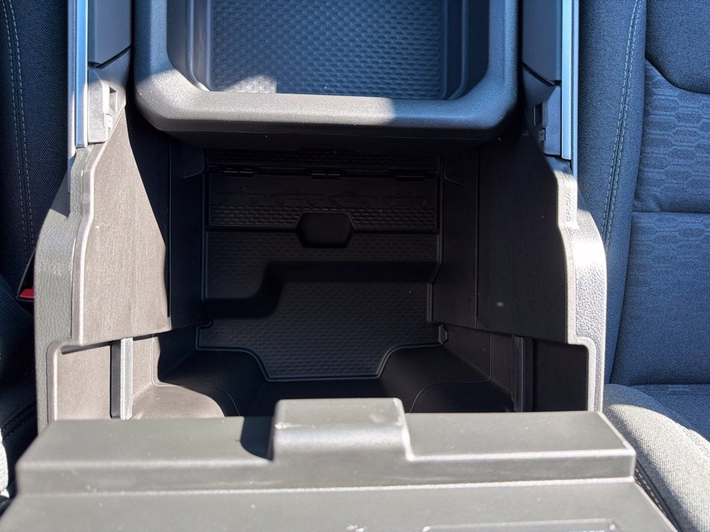 2027 RAM 1500 Express 4D Crew Cab