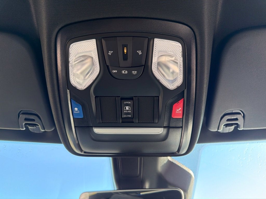 2027 RAM 1500 Express 4D Crew Cab