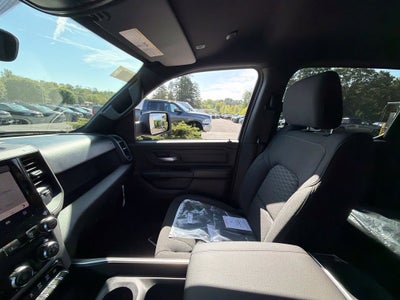 2027 RAM 1500 Express 4D Crew Cab