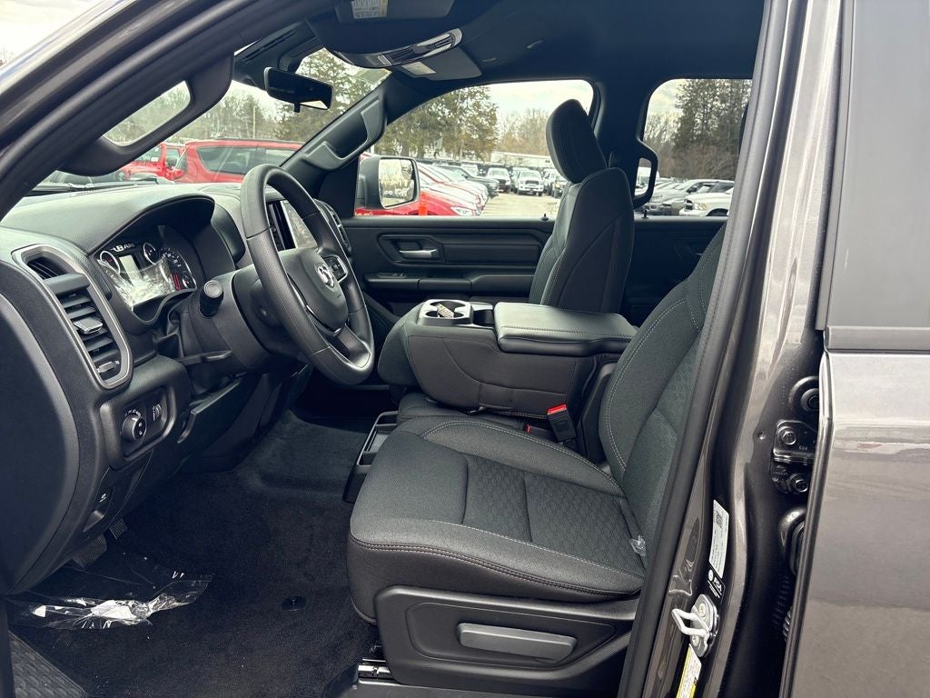 2026 RAM 1500 Express 4D Crew Cab