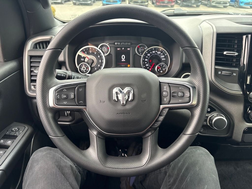 2026 RAM 1500 Express 4D Crew Cab