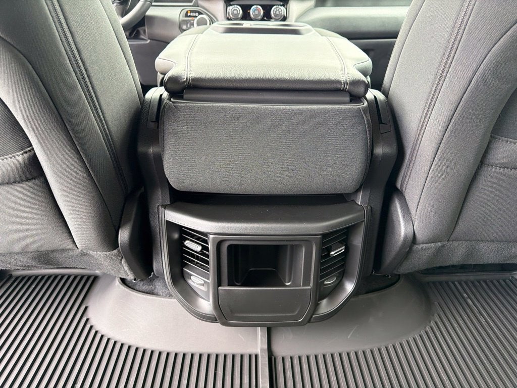 2027 RAM 1500 Warlock 4D Crew Cab