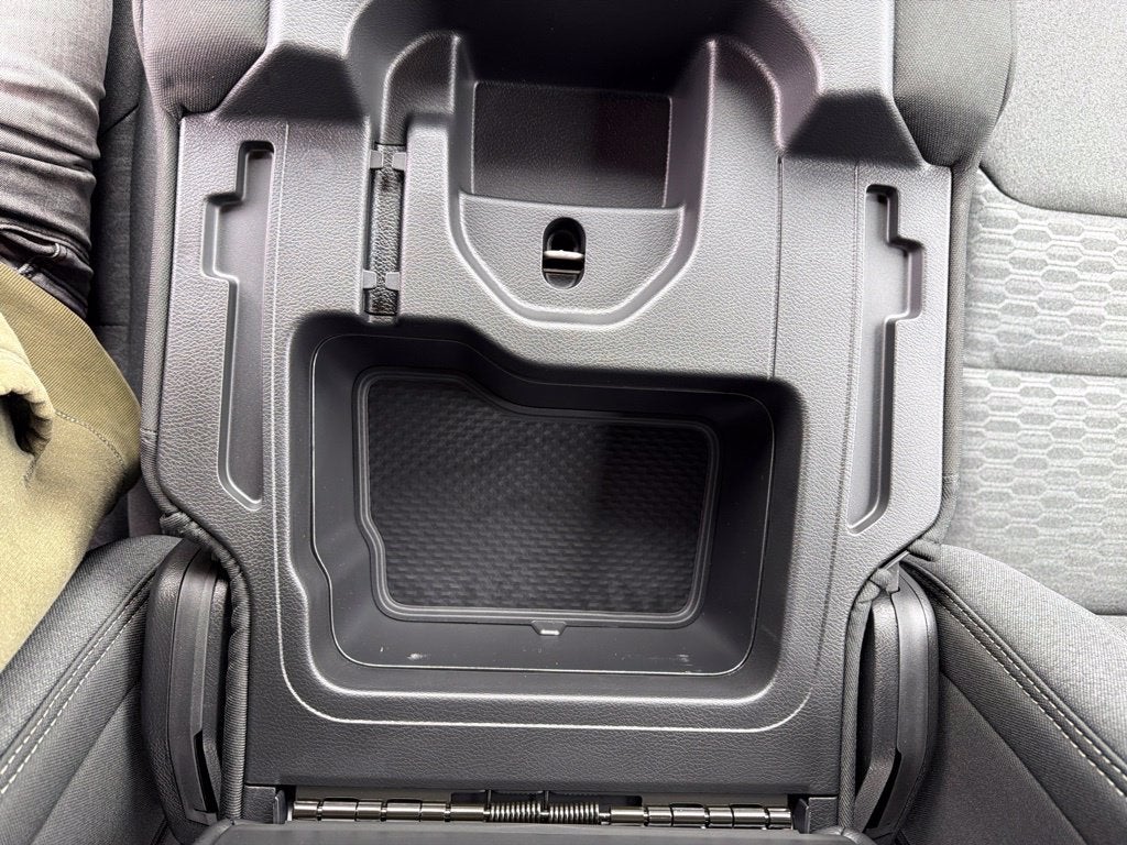 2027 RAM 1500 Warlock 4D Crew Cab