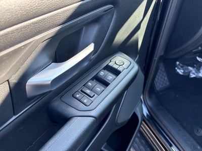 2026 RAM 1500 Express 4D Crew Cab