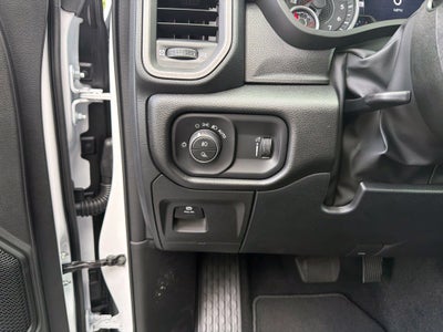 2027 RAM 1500 Express 4D Crew Cab