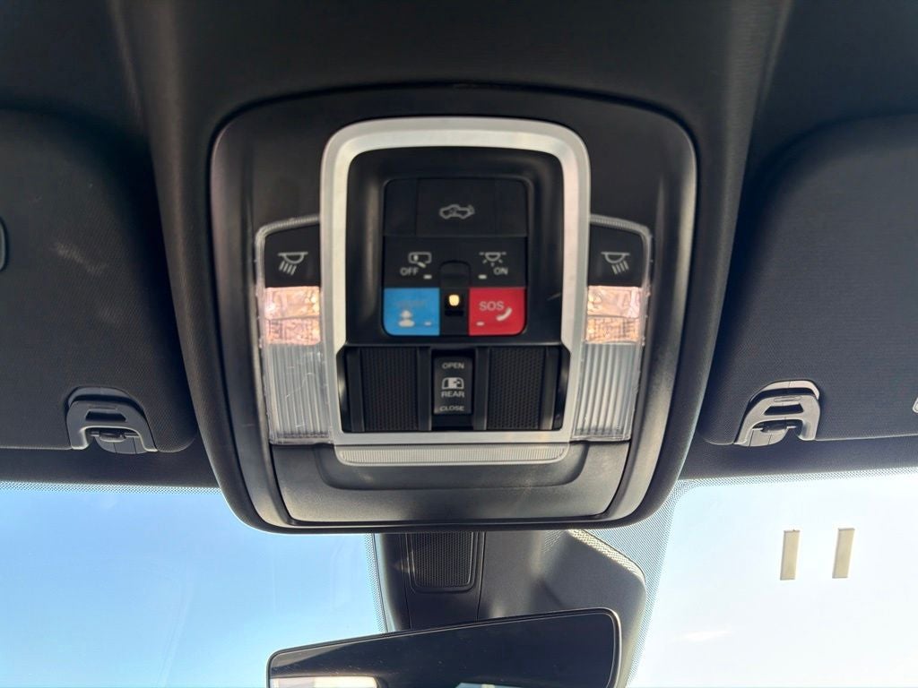 2025 RAM 1500 Laramie 4D Crew Cab
