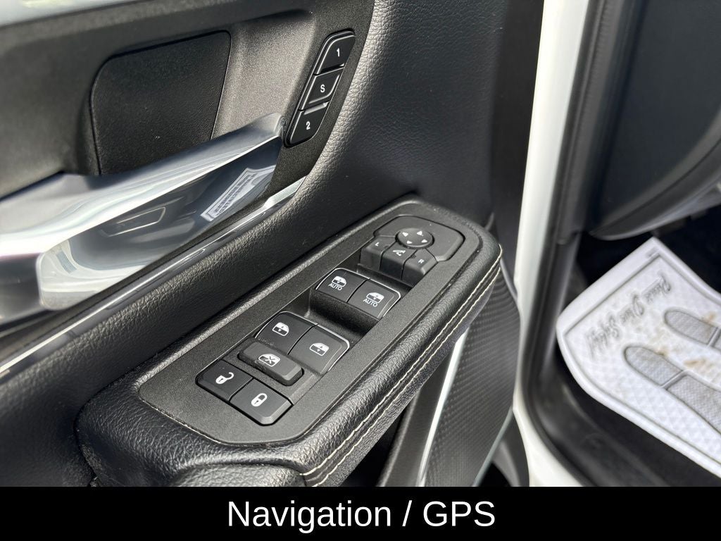 2025 RAM 1500 Laramie 4D Crew Cab