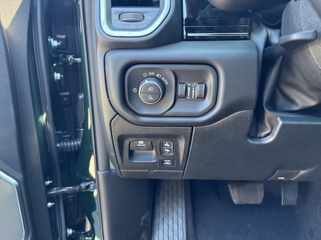 2026 RAM 1500 Laramie 4D Crew Cab