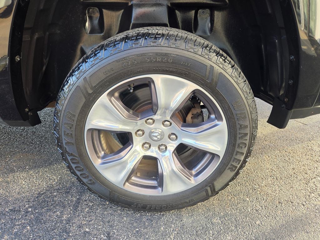 2019 RAM 1500 Laramie 4D Crew Cab