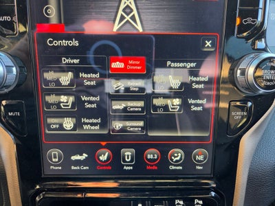2019 RAM 1500 Laramie 4D Crew Cab