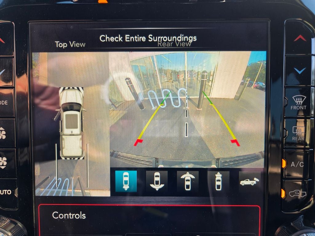 2019 RAM 1500 Laramie 4D Crew Cab