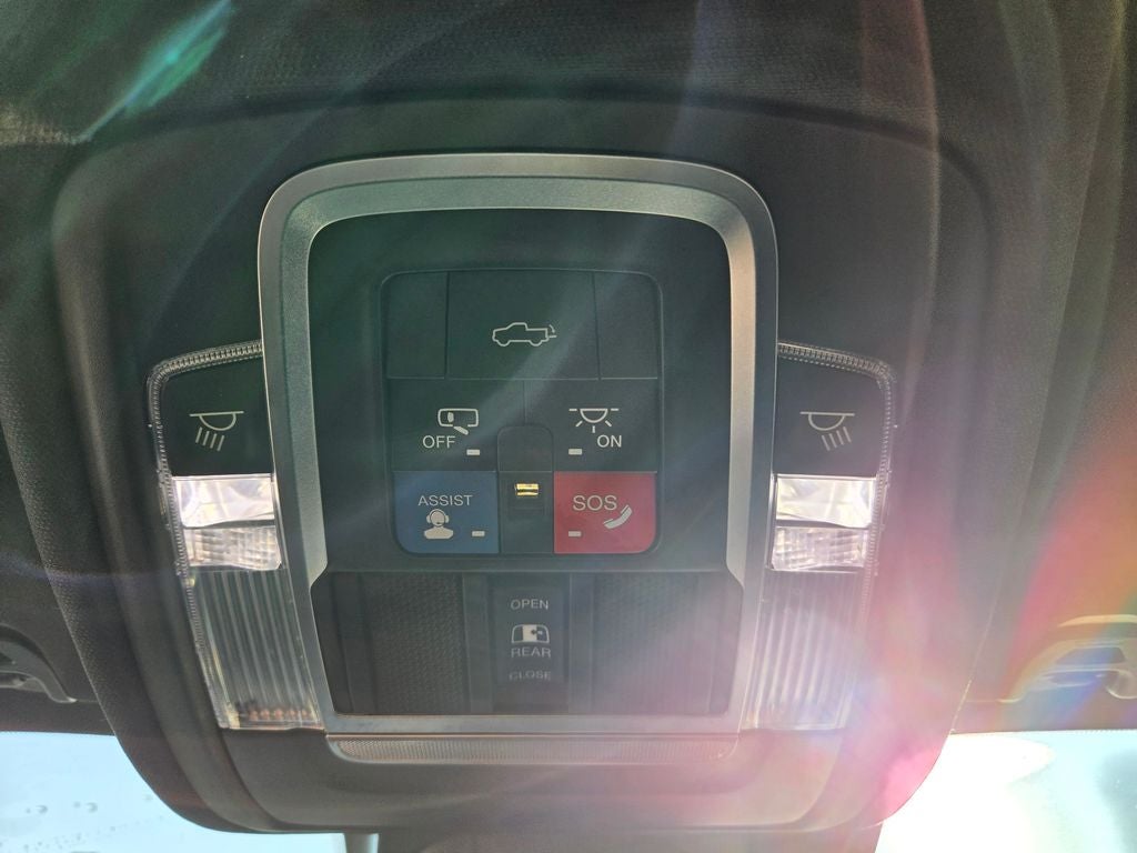 2019 RAM 1500 Laramie 4D Crew Cab