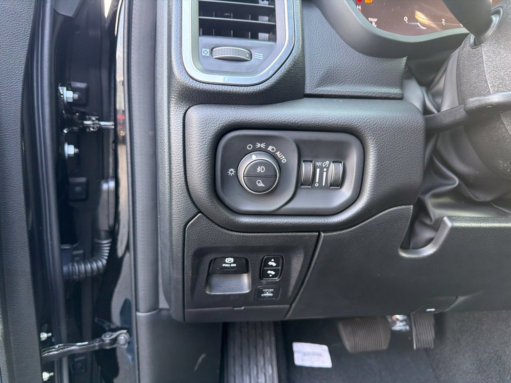 2027 RAM 1500 Laramie 4D Crew Cab