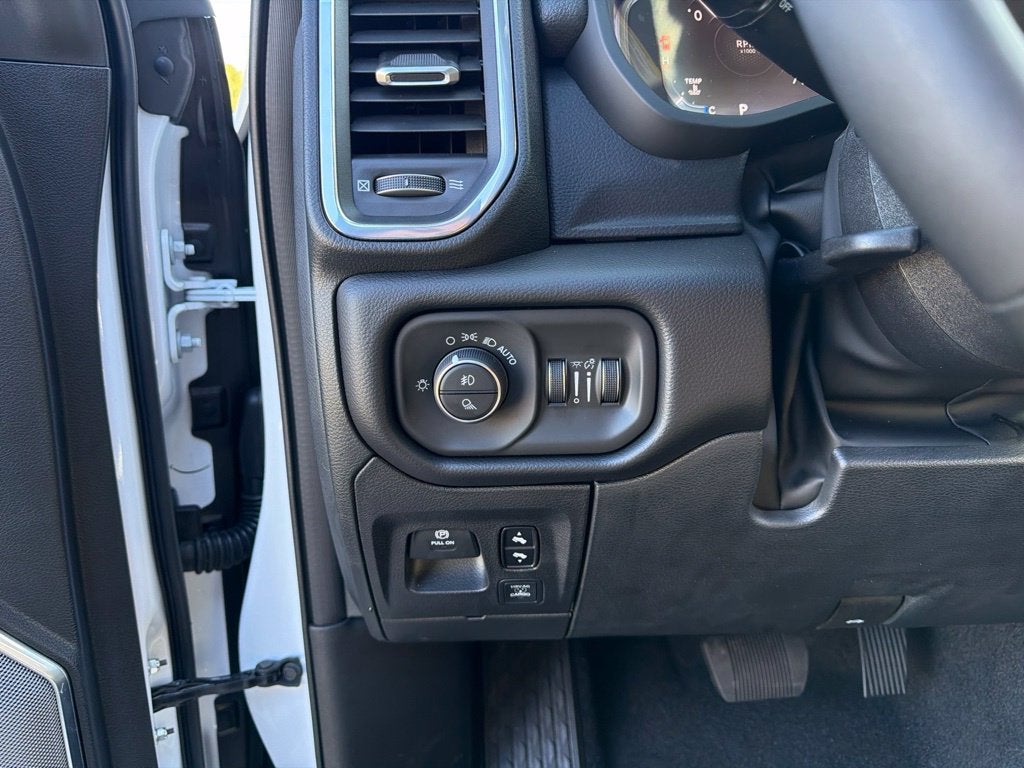 2027 RAM 1500 Laramie 4D Crew Cab
