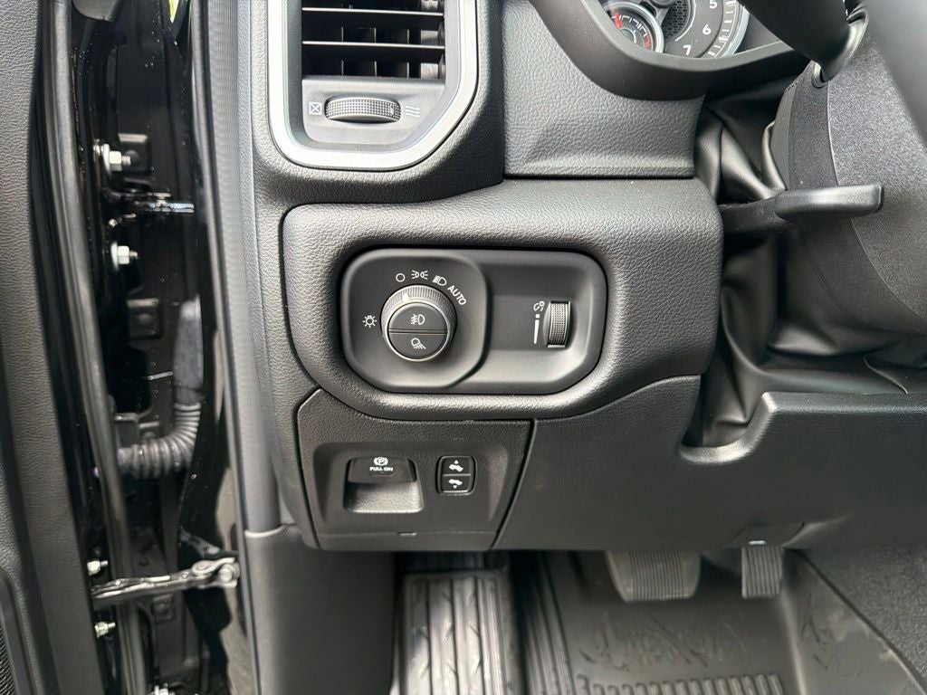 2026 RAM 1500 Big Horn/Lone Star 4D Crew Cab