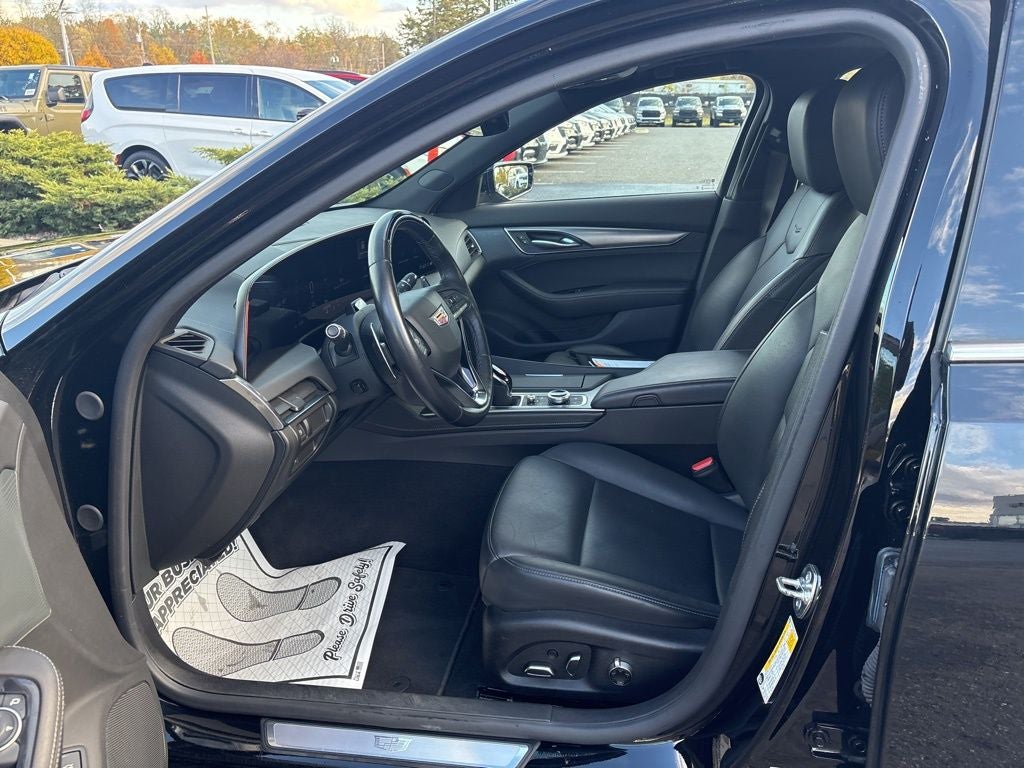 2025 Cadillac CT5 Premium Luxury