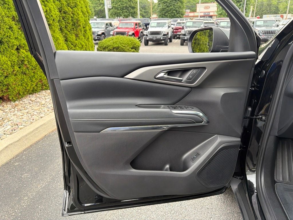 2026 Chevrolet Traverse LT 2LT