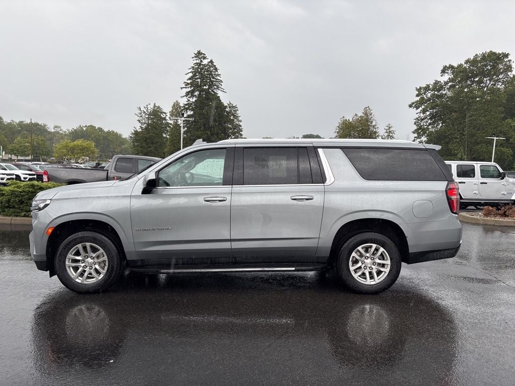 2024 Chevrolet Suburban LT